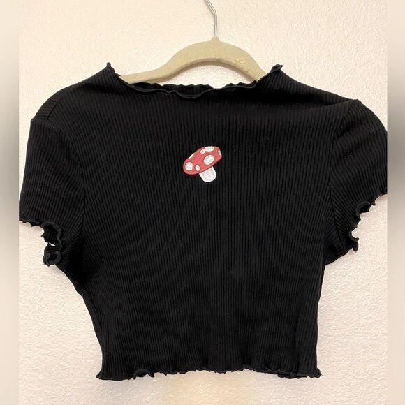 SHEIN Tops - Shein black ribbed cropped red mushroom short sleeve top XL (teen)